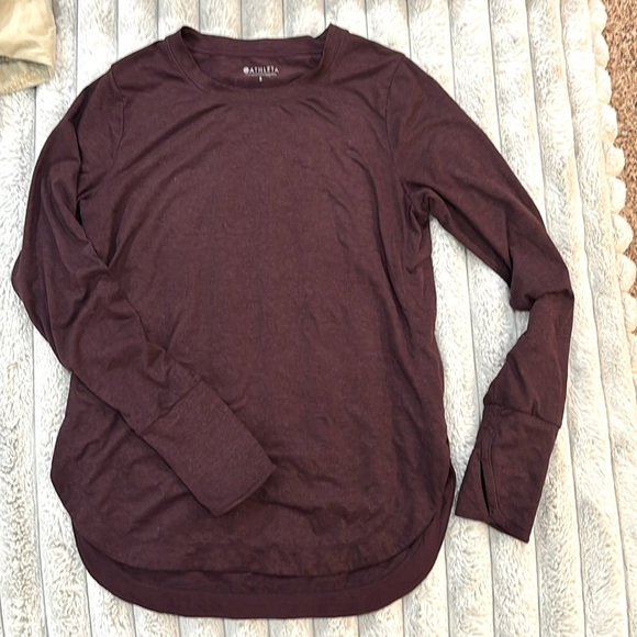 Athleta Tops - Athleta Burgundy Long Sleeved Shirt ☀️